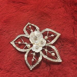 Elegant Silver and White Floral Brooch vintage luxury